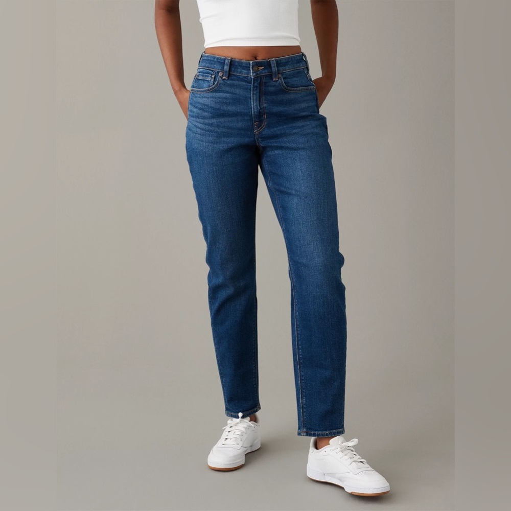 American Eagle blue mom jeans size 16 short